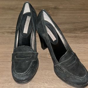 Banana Republic suede parker heels